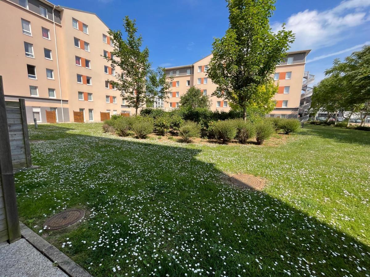Acajou, Studio Avec Terrasse Et Parking Prive Кан Екстериор снимка