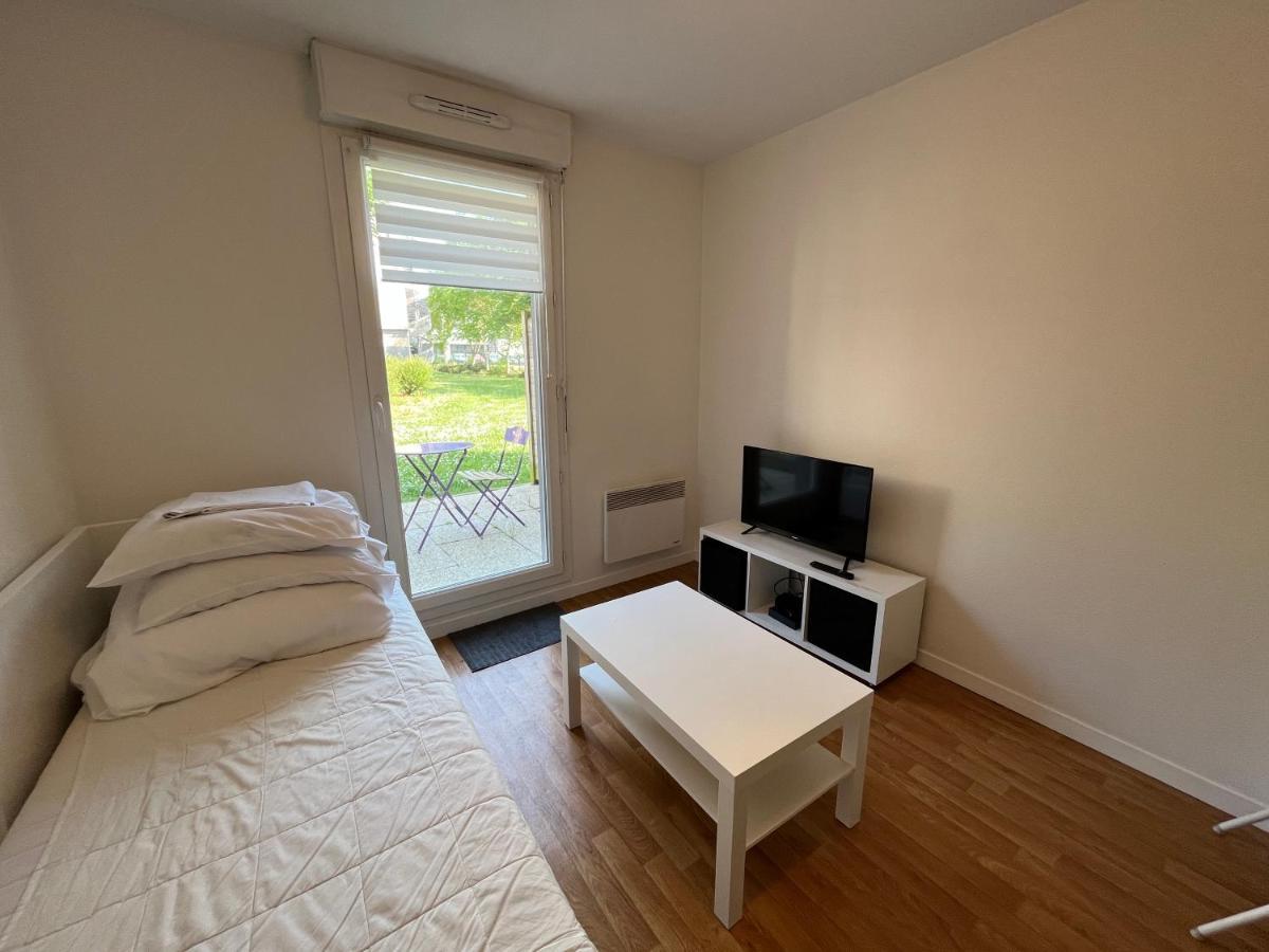 Acajou, Studio Avec Terrasse Et Parking Prive Кан Екстериор снимка